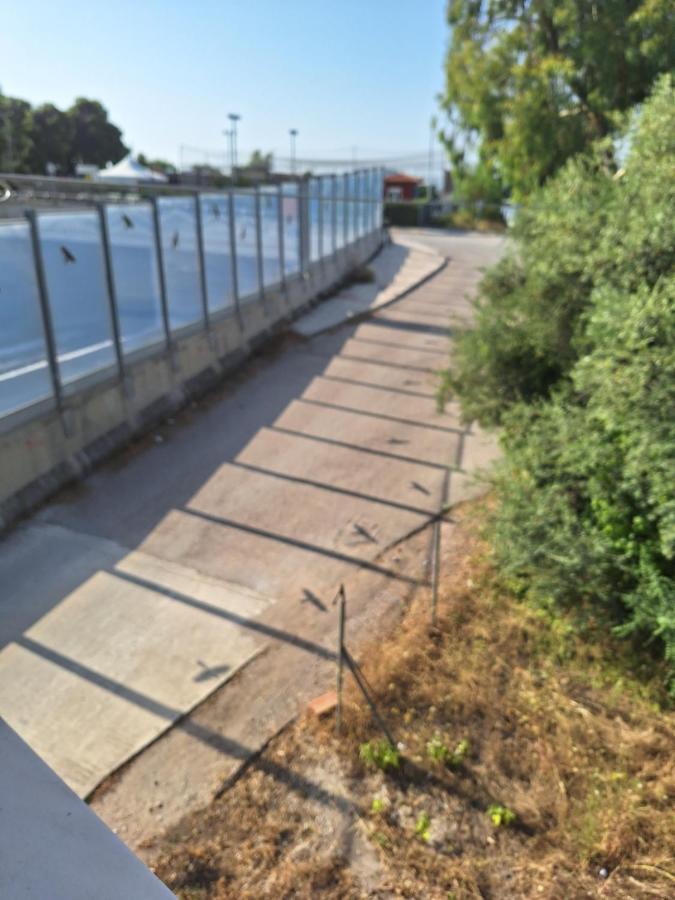 House Airport Pallini Metro Station New Changes Made Plus Taxi Service On Demand Екстер'єр фото